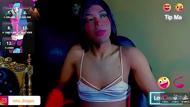 AniieDoll – webcam model profile photo Image 17