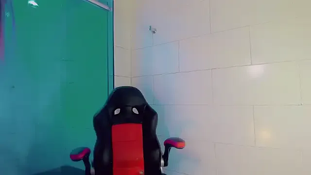 AniieDoll – webcam model profile photo Image 6