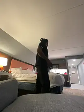 Pinkmuffin29 – webcam model profile photo Image 2