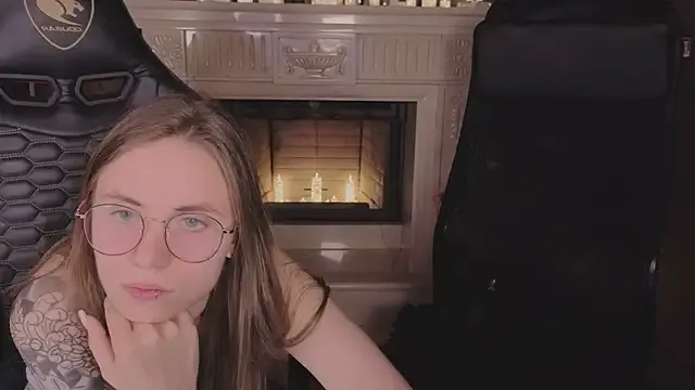 realreinaperez111 – webcam model profile photo Image 9