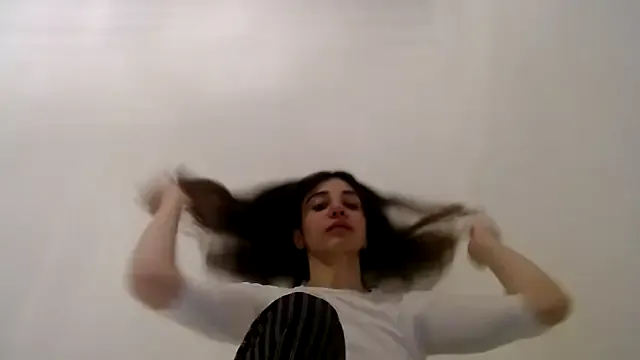 LaurenDwar – webcam model profile photo Image 10