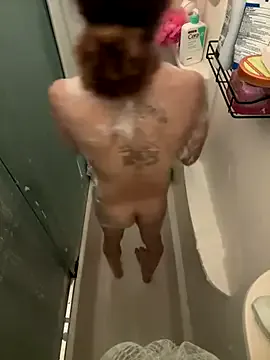 Hunty_milf – webcam model profile photo Image 10