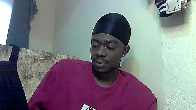 brendaliive – webcam model profile photo Image 12