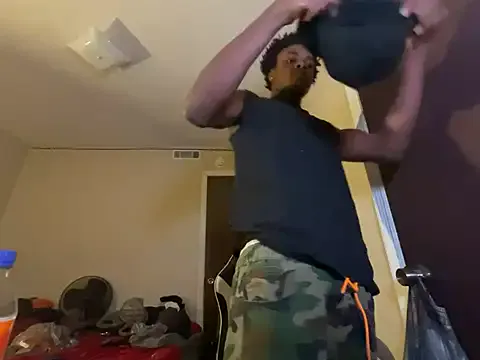 IvonnyMontenegro webcam show Image 8