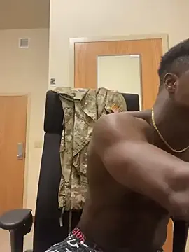 Rosiee_Lakee – webcam model profile photo Image 4