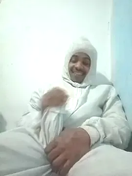 LolaLustful – webcam model profile photo Image 2