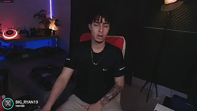 CaliStar23 – webcam model profile photo Image 15