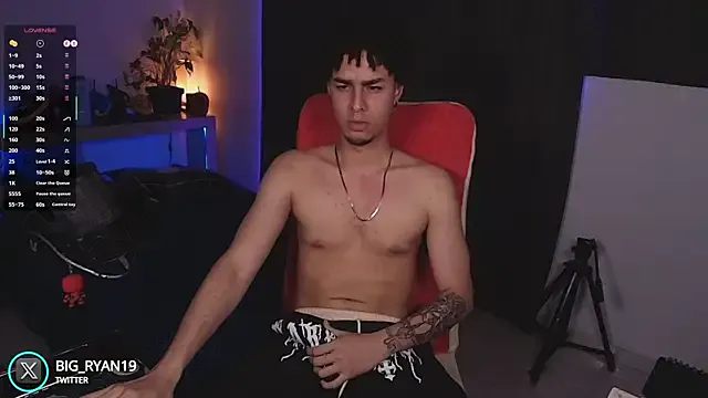 CaliStar23 – webcam model profile photo Image 19