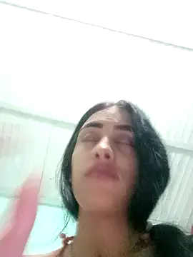 LiaRussel – webcam model profile photo Image 10