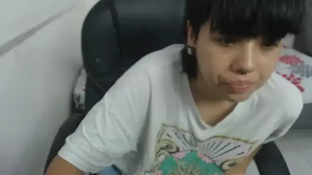 SavannahClark – webcam model profile photo Image 8