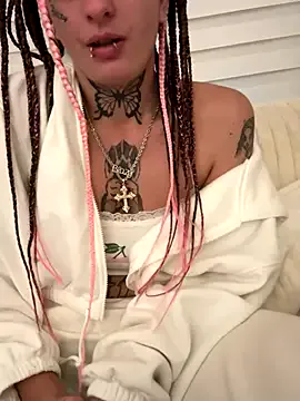 ReginaVelvet – webcam model profile photo Image 19