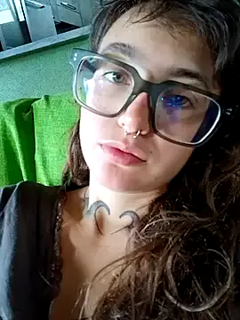 Mia_Cuttee – webcam model profile photo Image 12