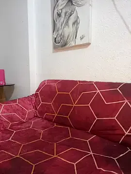 NaughtyMilfNextDoor – webcam model profile photo Image 10