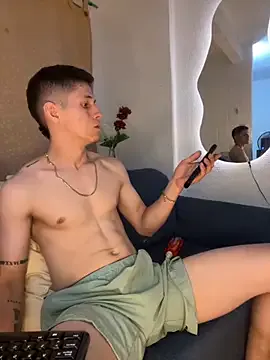 NaughtyMilfNextDoor – webcam model profile photo Image 13