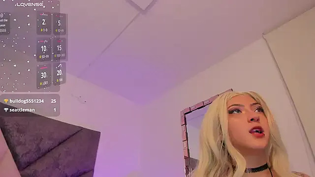 stellallovee – webcam model profile photo Image 7