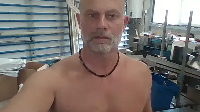 JASMENE – webcam model profile photo Image 13