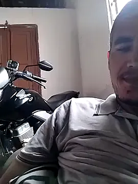 xoxoBunny – webcam model profile photo Image 2