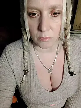 MelodyHillton – webcam model profile photo Image 13