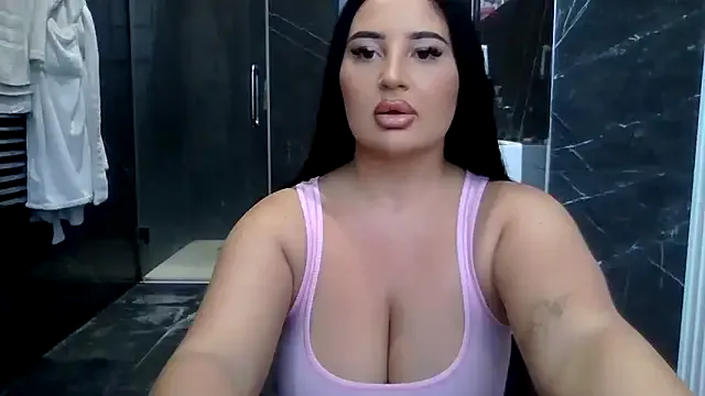 BritishJuicyAva Image 15