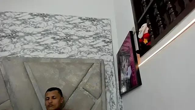 TrinitySuccubus – webcam model profile photo Image 2