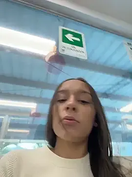 AbbyLiLi – webcam model profile photo Image 16