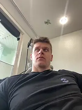 Iron_tous – webcam model profile photo Image 3