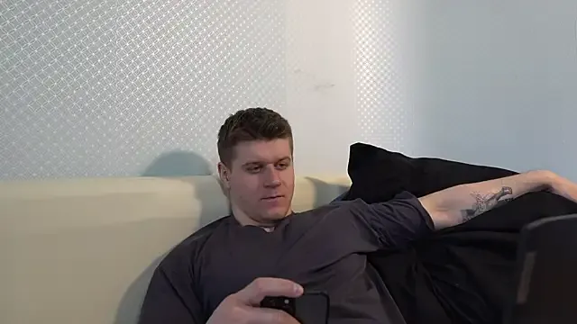 Iron_tous – webcam model profile photo Image 5