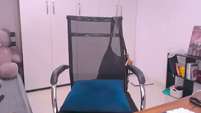 Coppai2001 – webcam model profile photo Image 14