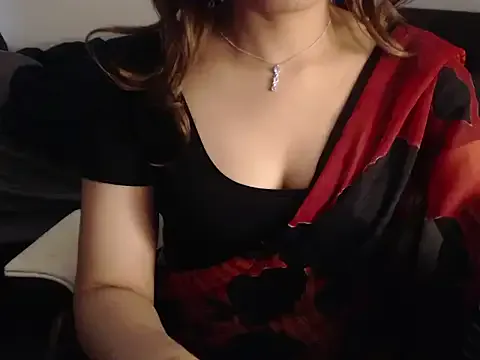 Delilah_Levon – webcam model profile photo Image 6