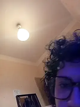 EloisMontclair – webcam model profile photo Image 16