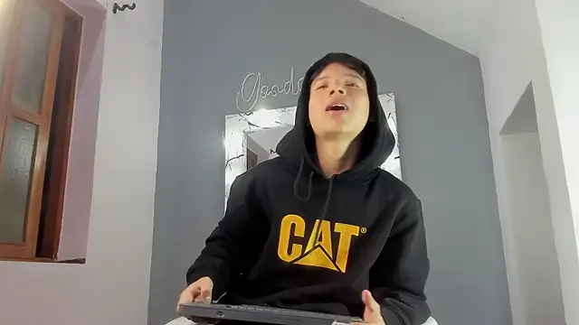 Victoria_Storm – webcam model profile photo Image 8