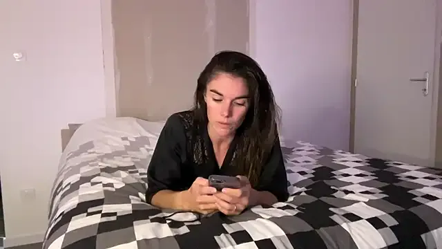 Lana_Rossi – webcam model profile photo Image 3