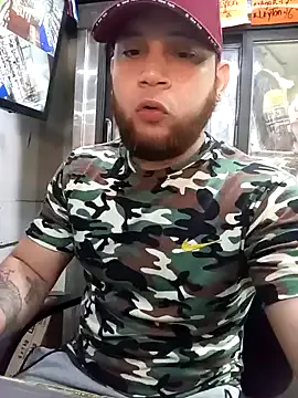 IssisLancaster – webcam model profile photo Image 2