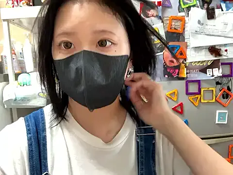 CarryOnJhonn – webcam model profile photo Image 5