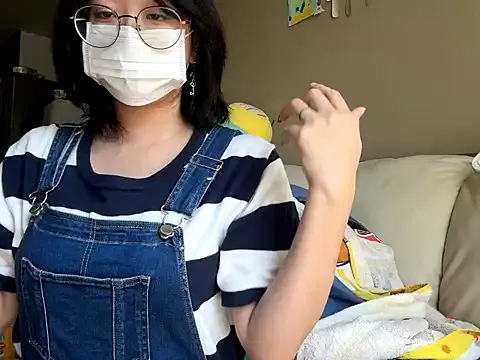 CarryOnJhonn – webcam model profile photo Image 7