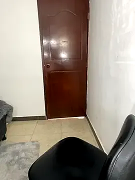 DeliaMarlow – webcam model profile photo Image 10