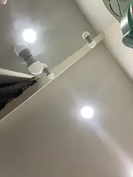 DeliaMarlow – webcam model profile photo Image 2