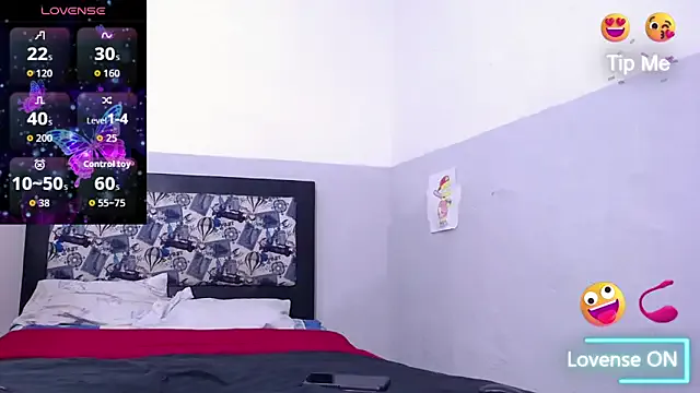 Milley_ggh – webcam model profile photo Image 14