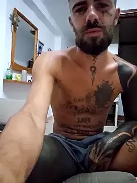 MonserrateGill – webcam model profile photo Image 5