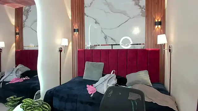 CataStones – webcam model profile photo Image 11