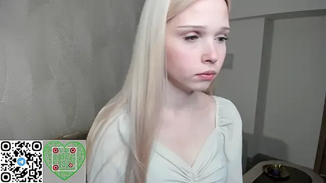 Ophelia_Winter – webcam model profile photo Image 5