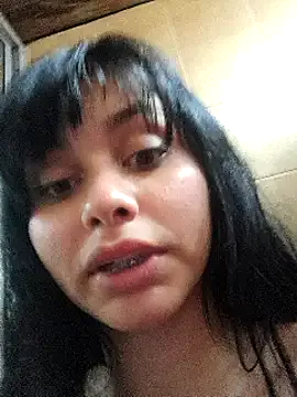 CHLOE_ISABELL Image 2