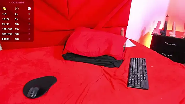 Suki19 – webcam model profile photo Image 14