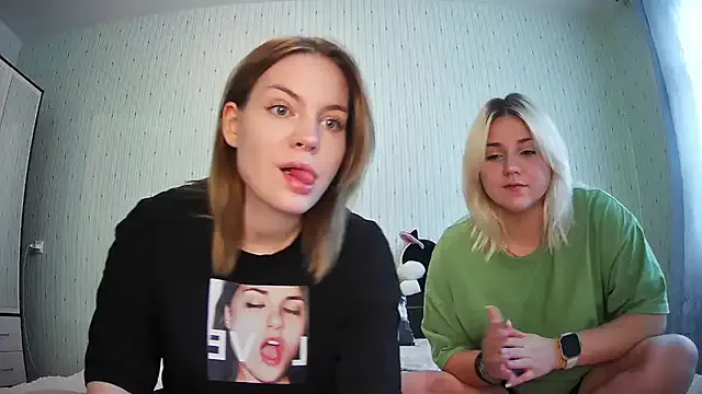 ChrisGirls Image 14