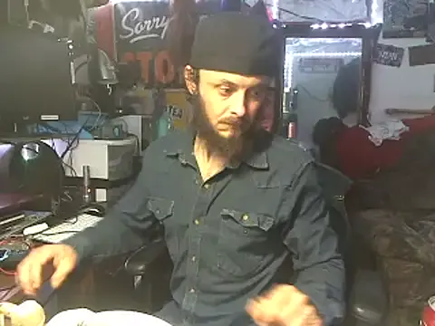 LEONAAx – webcam model profile photo Image 13