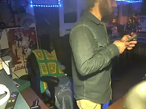 LEONAAx – webcam model profile photo Image 17