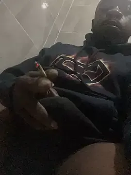 Jamess_hott – webcam model profile photo Image 9