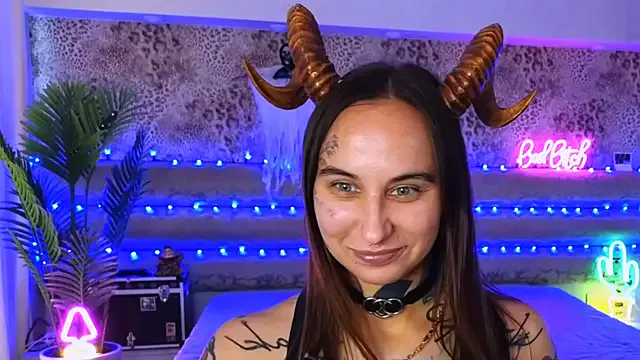 brendaliive – webcam model profile photo Image 6