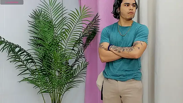 CASSSIDY – webcam model profile photo Image 9