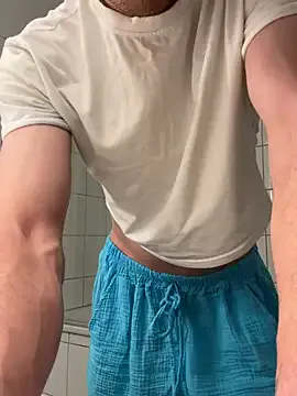 Anamyst – webcam model profile photo Image 6